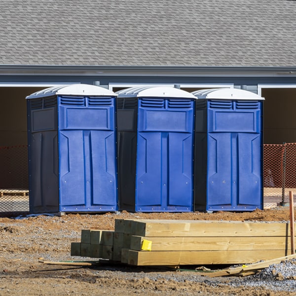 how can i report damages or issues with the portable toilets during my rental period in Geyserville CA